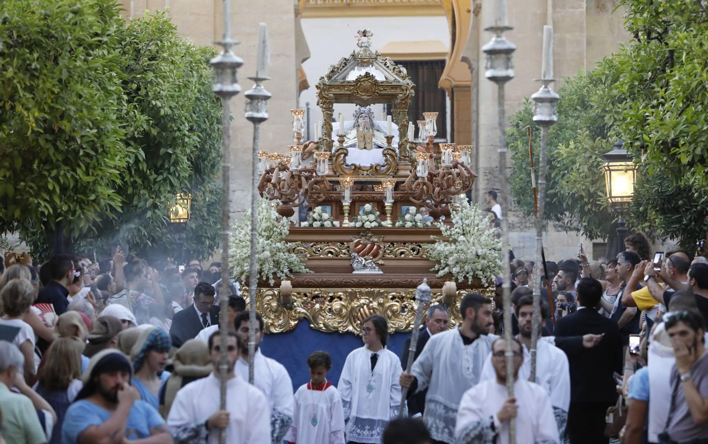 La procesión de la Virgen del Tránsito, en imágenes