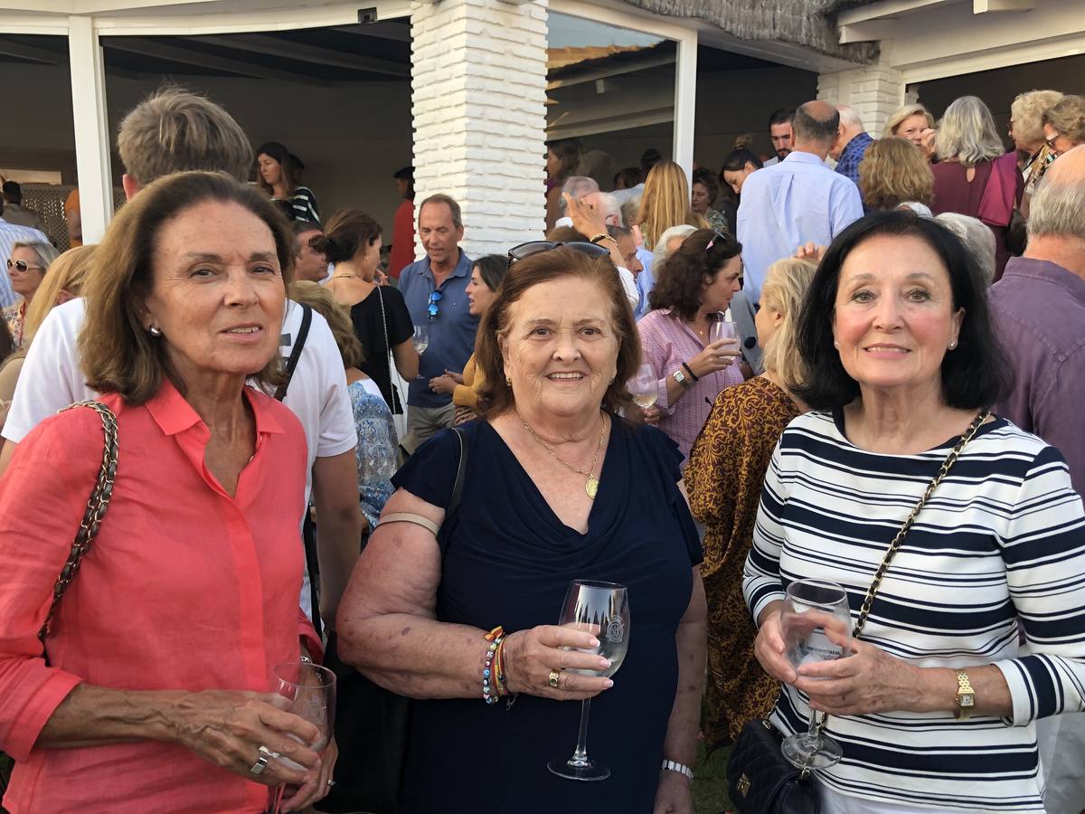 Isabel María Montoto, Milagros Roselló y Leomari Lara. 