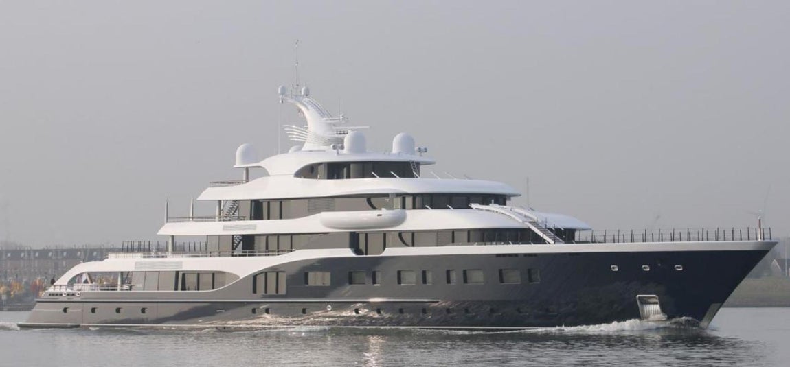 Feadship. Los descendientes de las familias De Vries y Van Lent crearon en 2015 el yate Symphony, el primero en superar los 100 metros de eslora. <a href="https://www.abc.es/summum/living/ocio/abci-gigayates-mas-100-metros-eslora-capricho-alza-201810231755_noticia.html" target="_blank">El primer gigayate de la historia</a>
