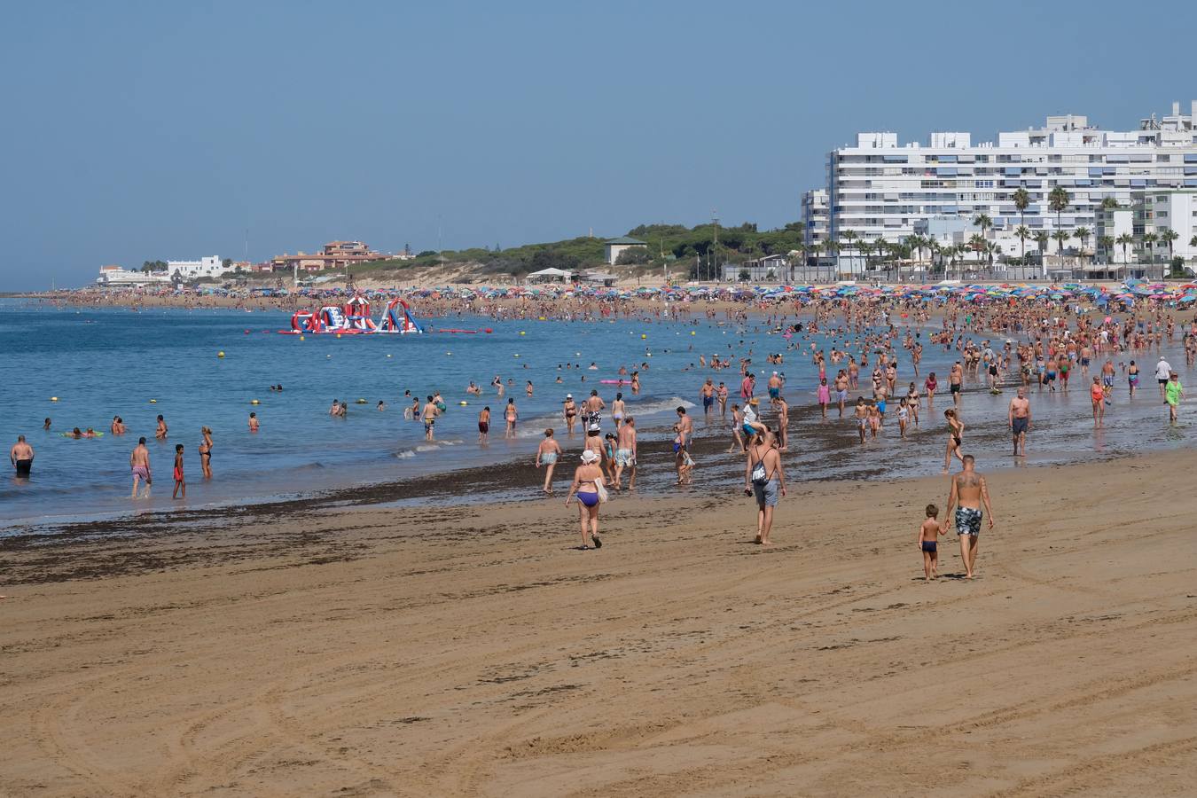 La Costilla, una excelente playa urbana en Rota