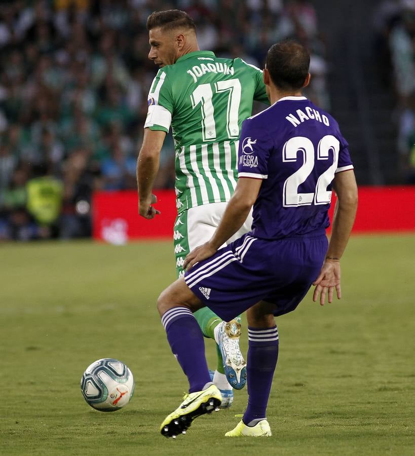 Las mejores imágenes del encuentro entre el Real Betis y el Real Valladolid en el Benito Villamarín