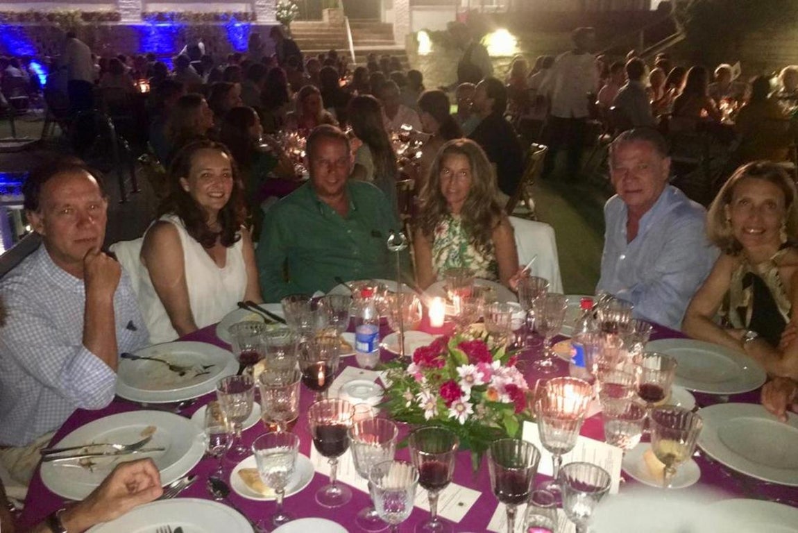 Enrique Abellán, Montse del Cuvillo, Álvaro Casas, Elena Acaso, Kiko Cantero e Isabel Garabito. 