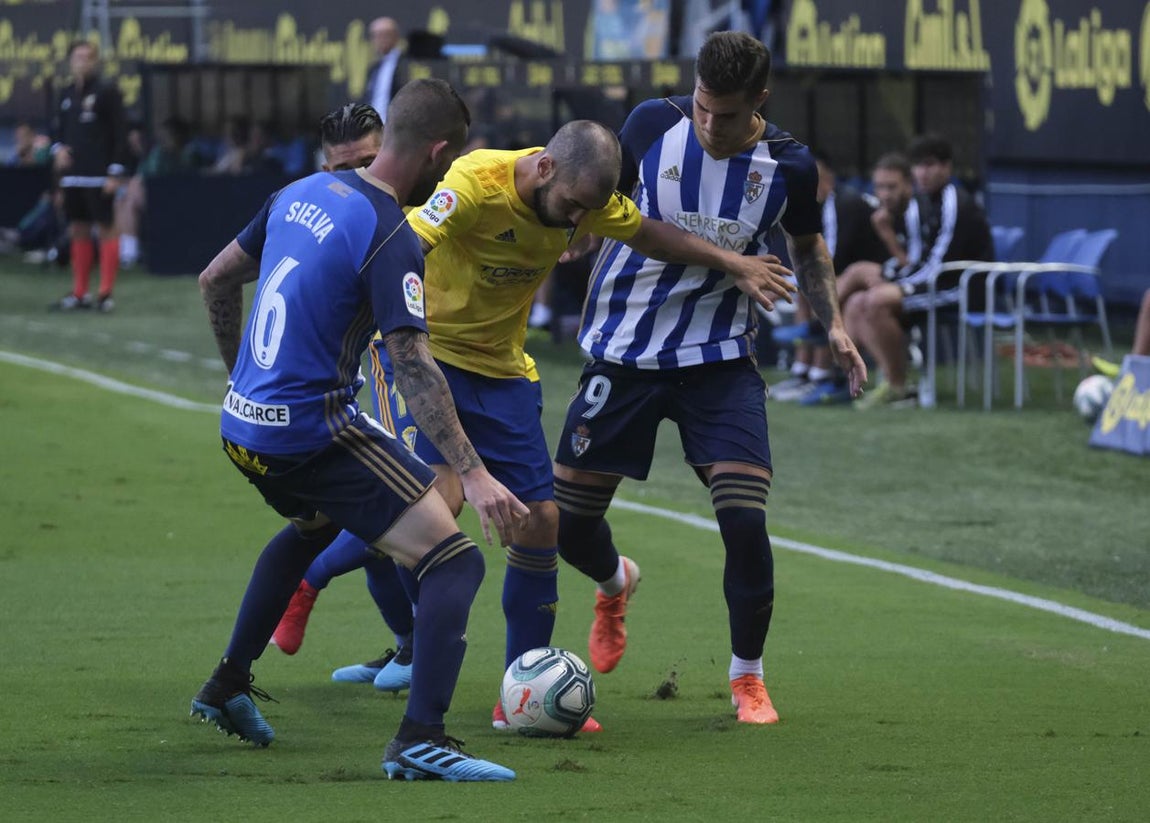 FOTOS: No te pierdas las mejores imágenes del Cádiz CF VS Ponferradina