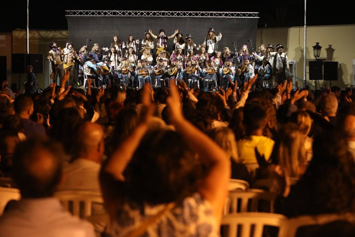 El Carnaval de Cádiz vuelve a celebrar el recuerdo de Juan Carlos Aragón