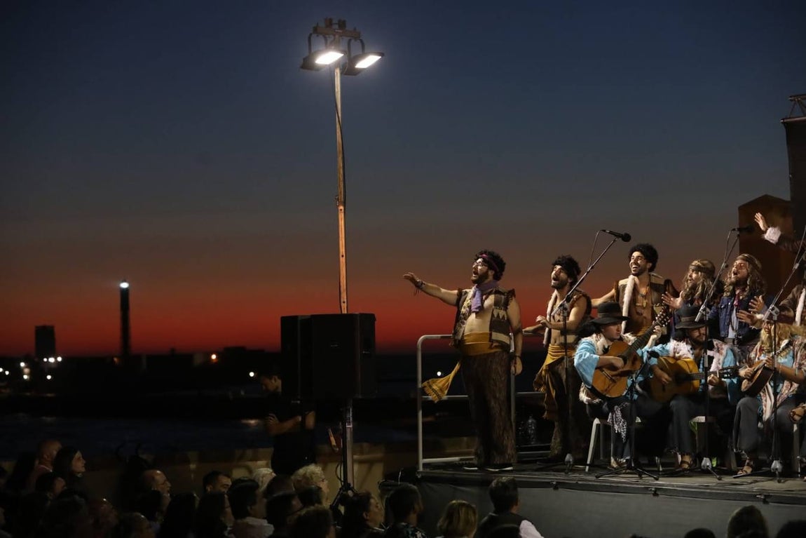 El Carnaval de Cádiz vuelve a celebrar el recuerdo de Juan Carlos Aragón