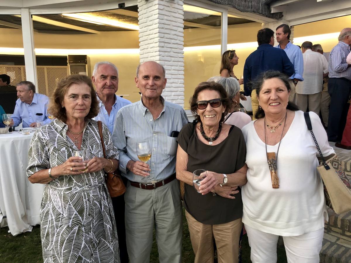 Yeye Ysern, Anuario Mendoza, Fernando Martínez del Cerro, Mari Delgado y María José Silva. 