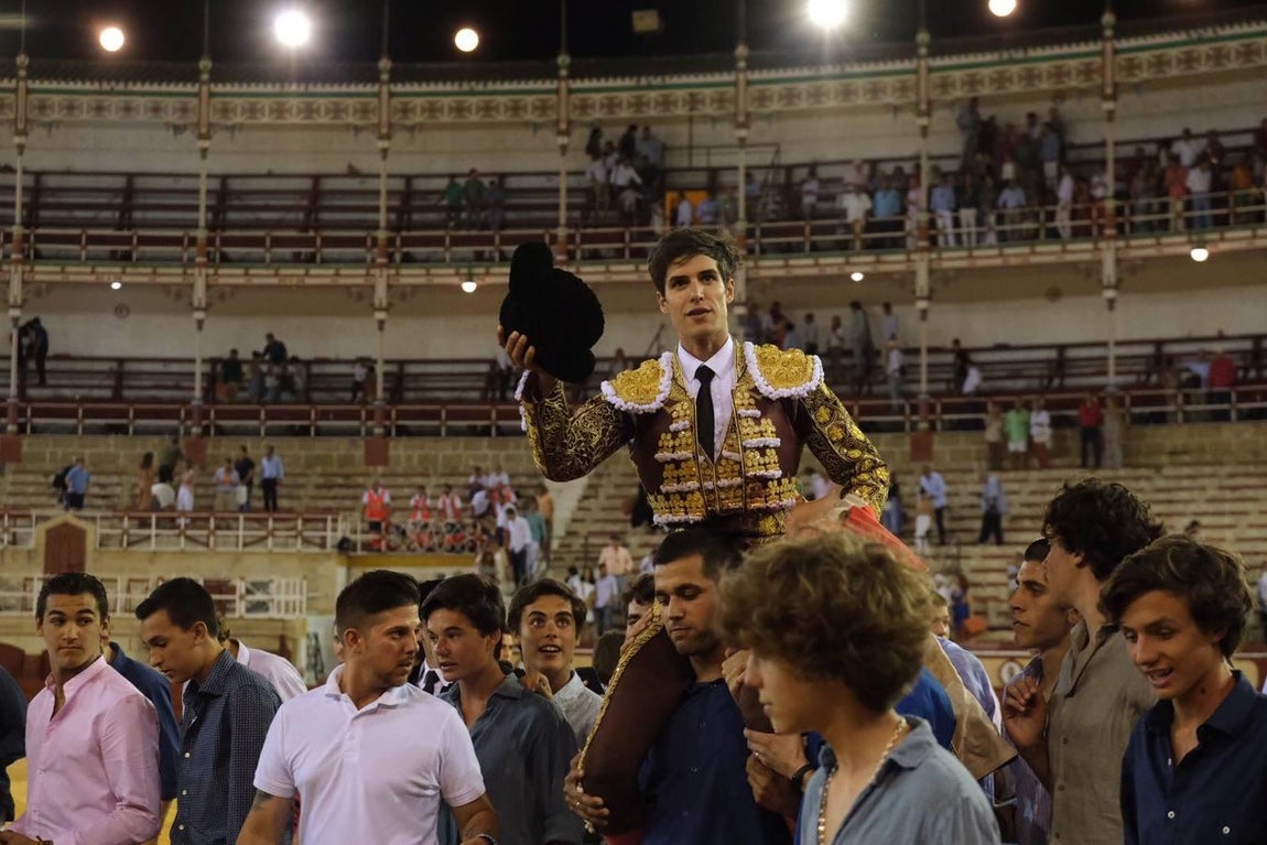 Corrida de &#039;El Juli&#039;, José María Manzanares y Daniel Crespo en El Puerto