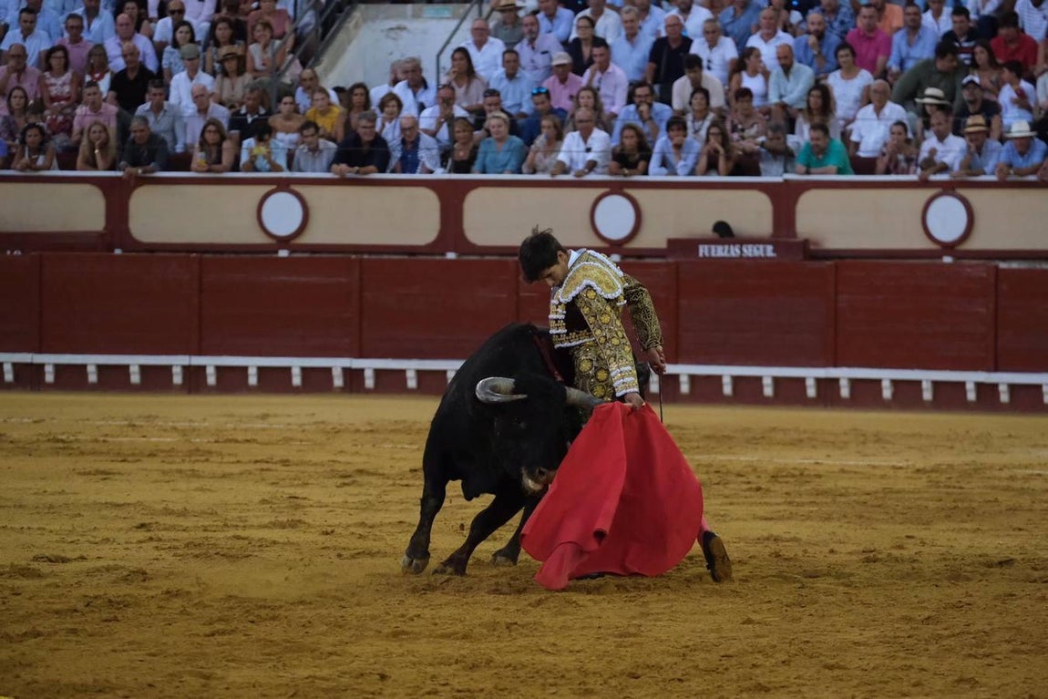 Corrida de &#039;El Juli&#039;, José María Manzanares y Daniel Crespo en El Puerto