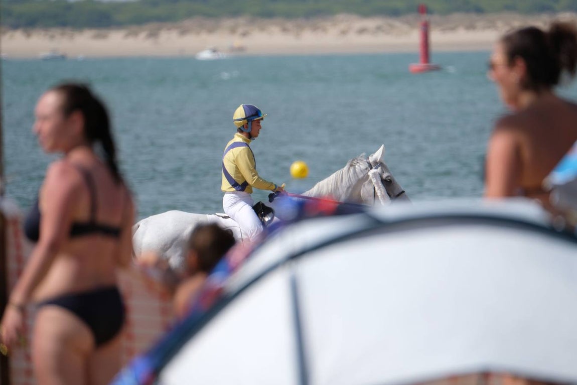 En imágenes, segundo ciclo de las Carreras de Caballos de Sanlúcar