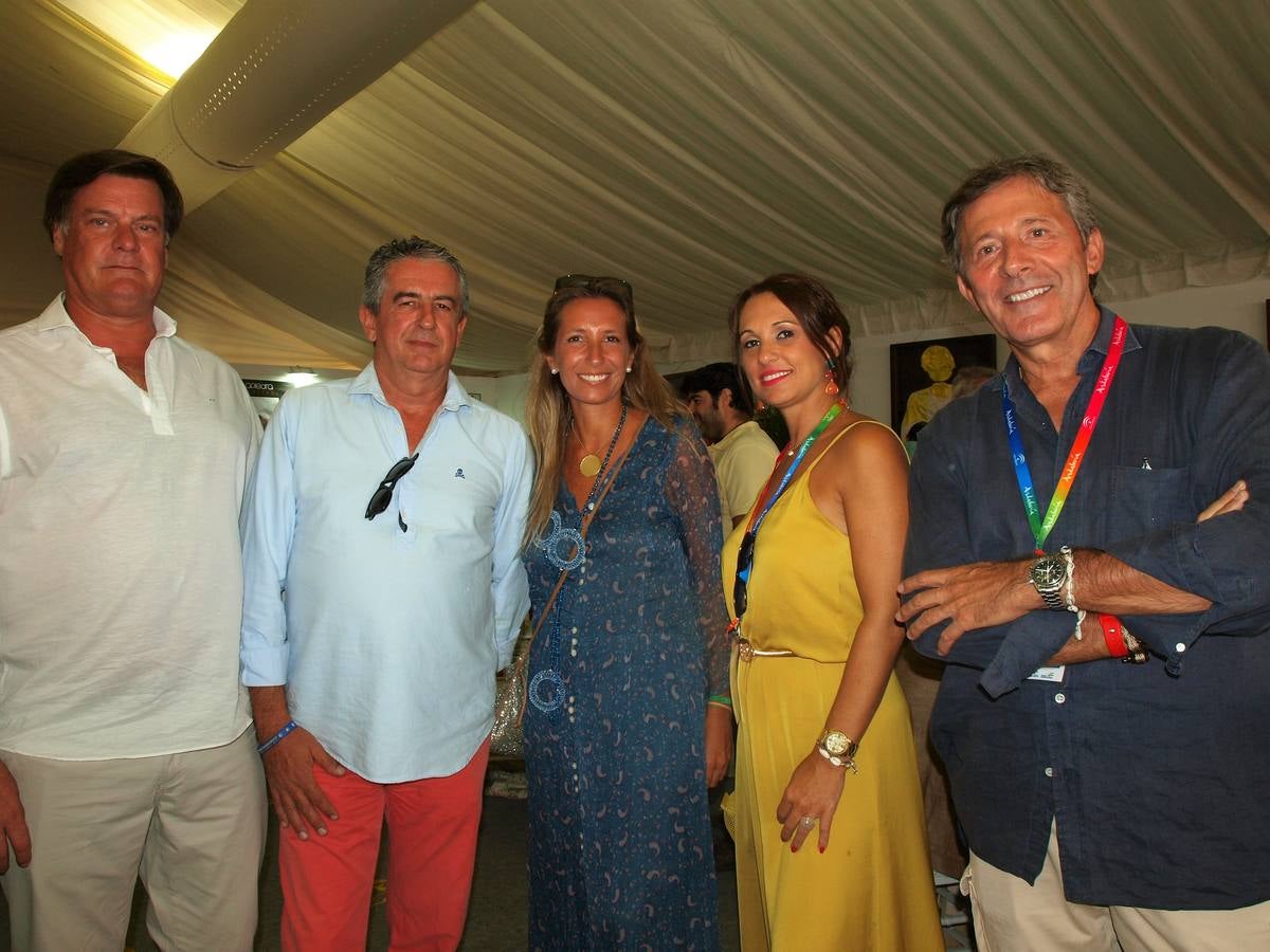 Toncho Tiagonce, Agustín Sánchez, Marta Lozano, Ana Serrano y el periodista Jesús Álvarez. 