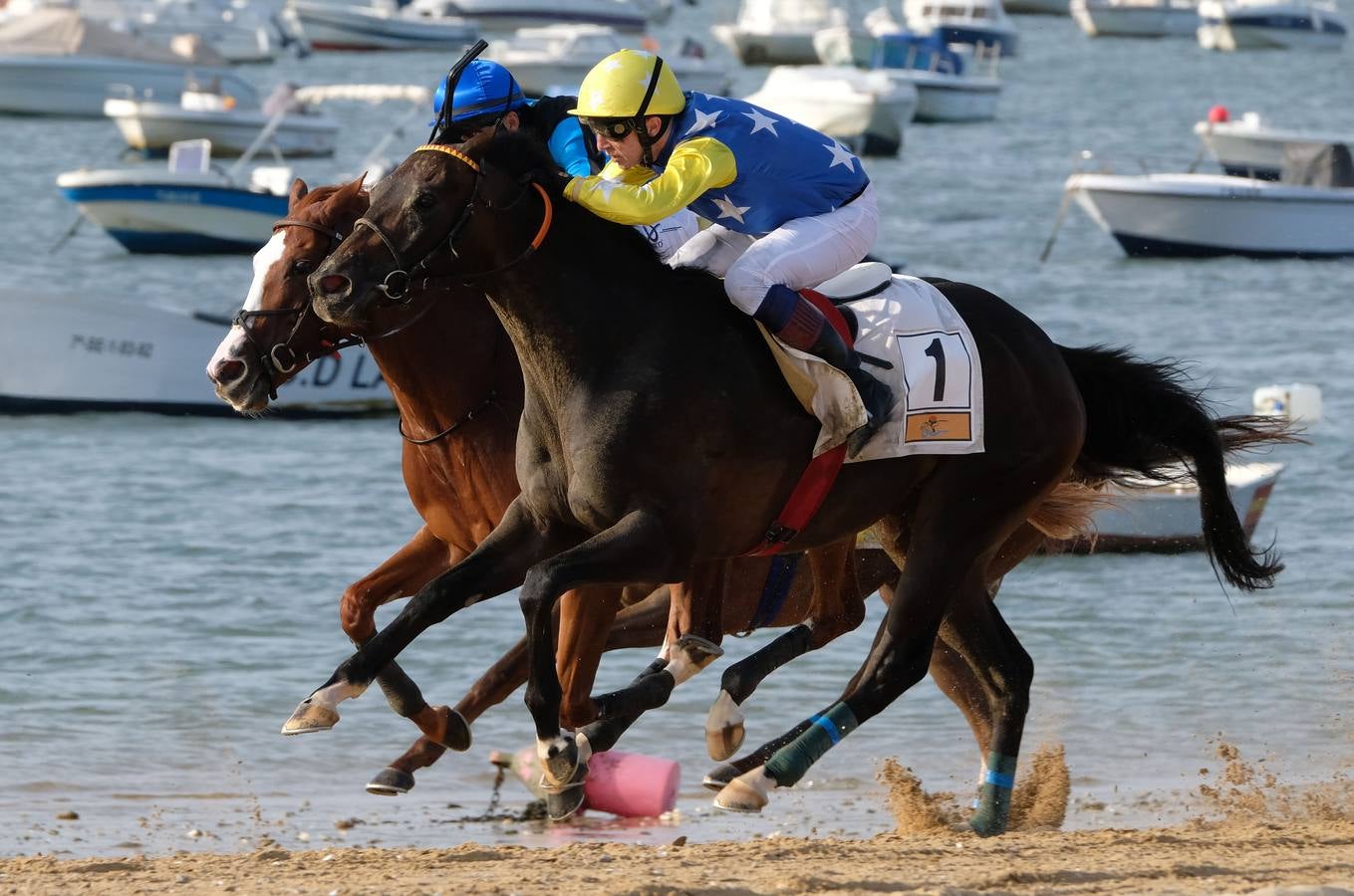 FOTOS: Segundo ciclo de las carreras de caballos de Sanlúcar