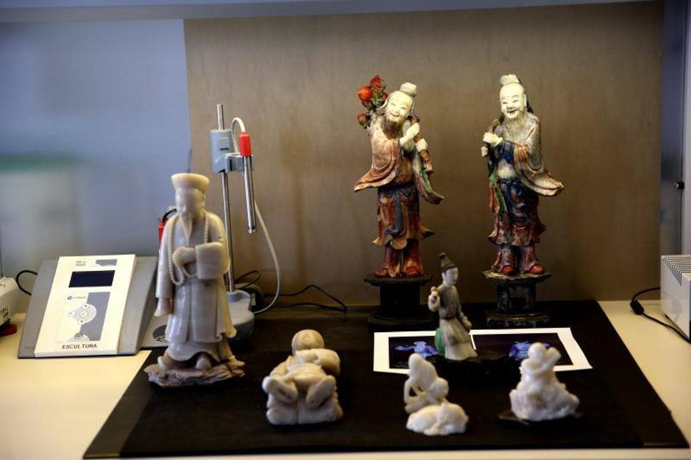 Figuras chinas del Museo Nacional de Artes Decorativas. Estas piezas llegaron a España a finales del siglo 18 a través de la Compañía de las Indias Orientales.