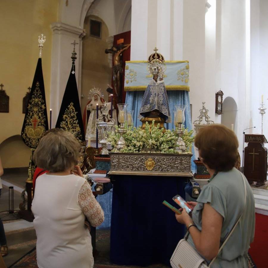 La visita de la Virgen de la Fuensanta a los templos de Córdoba, en imágenes