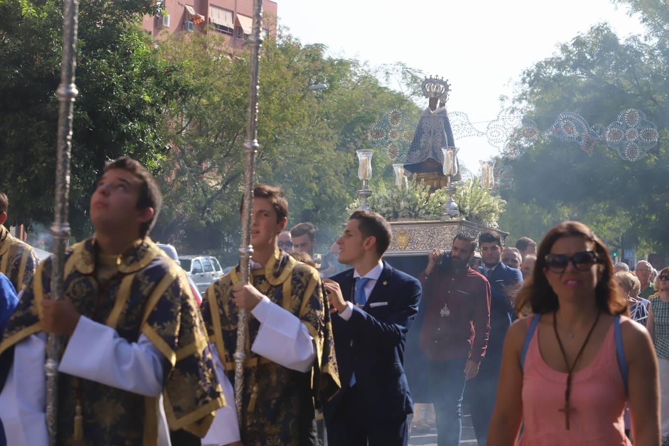 La visita de la Virgen de la Fuensanta a los templos de Córdoba, en imágenes