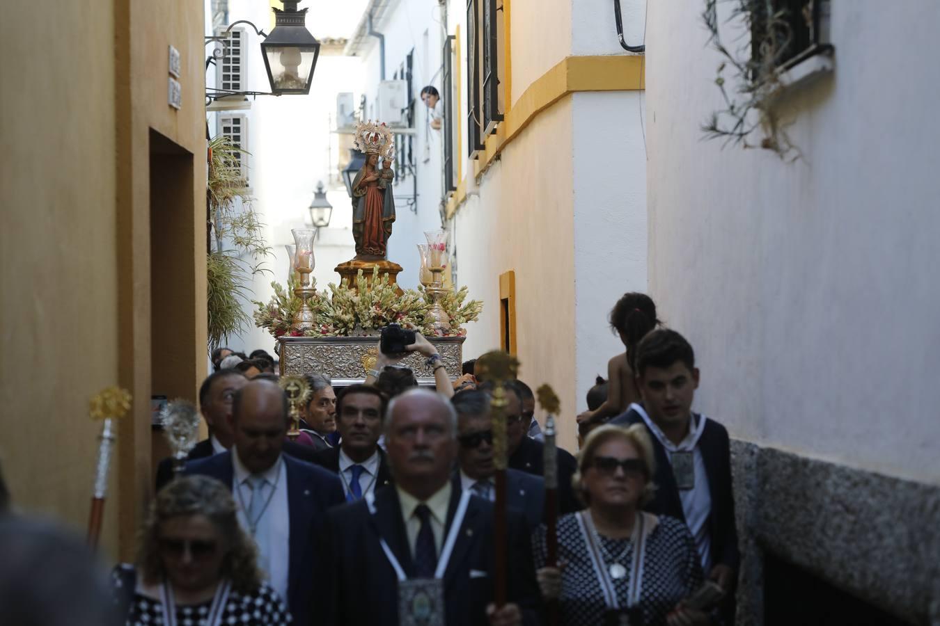 El traslado de la Fuensanta al Carmen de Puerta Nueva, en imágenes