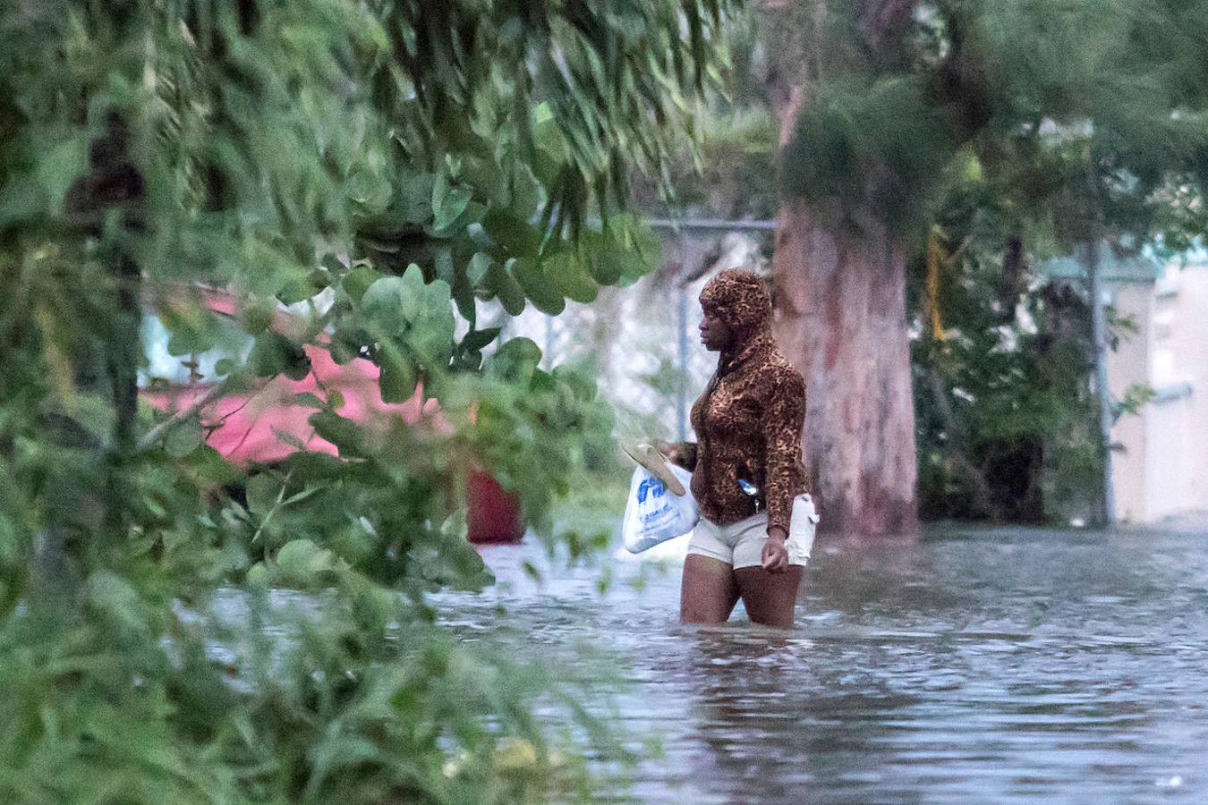 Dorian ha dejado en Bahamas al menos cinco muertos, aunque la cifra podría aumentar en las próximas horas. 