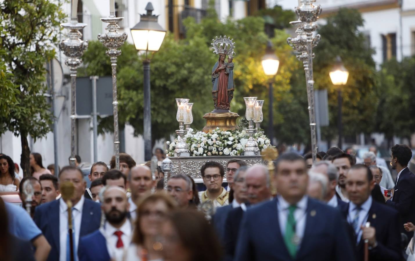 El encuentro de la Virgen de la Fuensanta con San Rafael, en imágenes