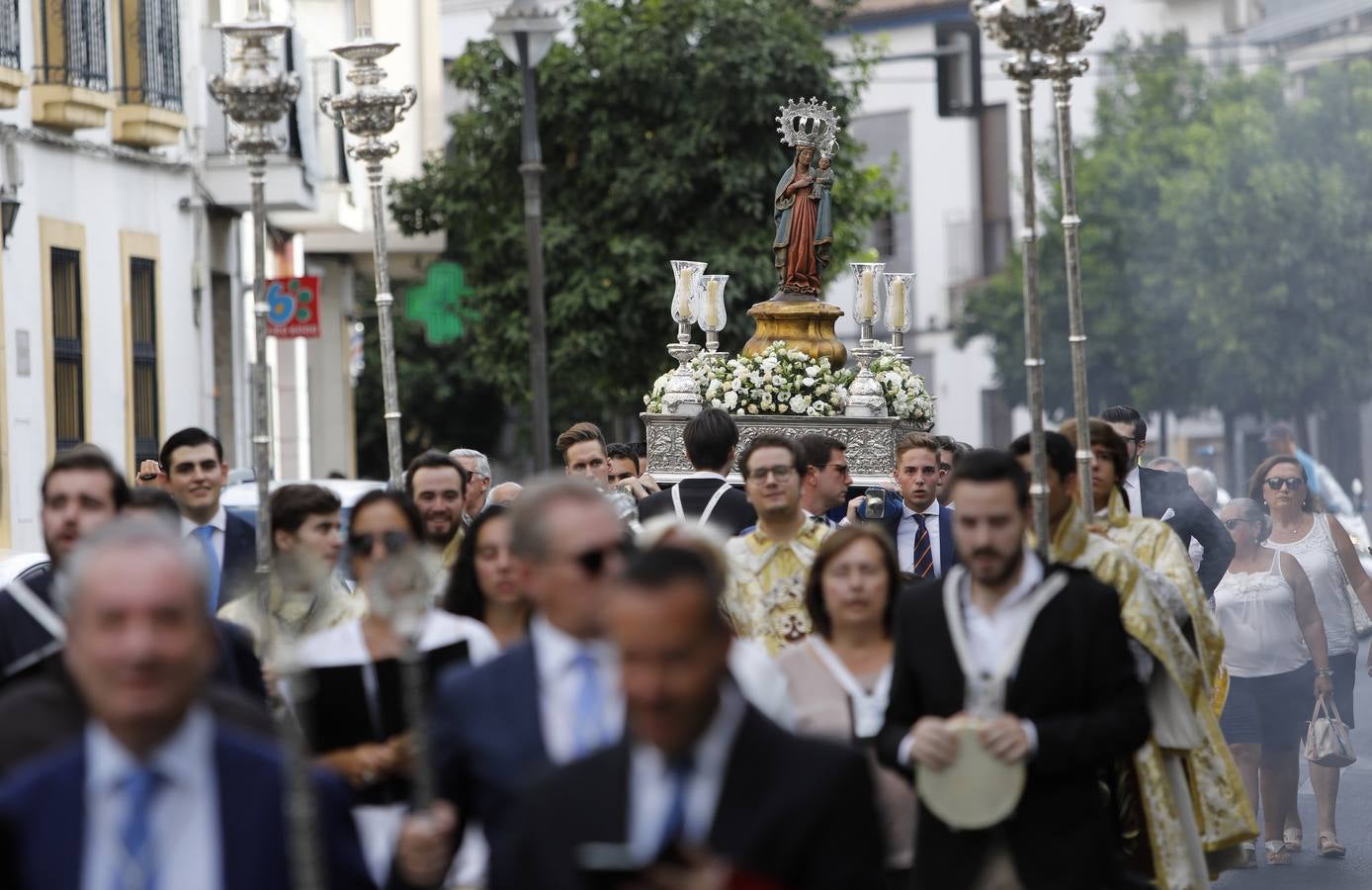 El encuentro de la Virgen de la Fuensanta con San Rafael, en imágenes