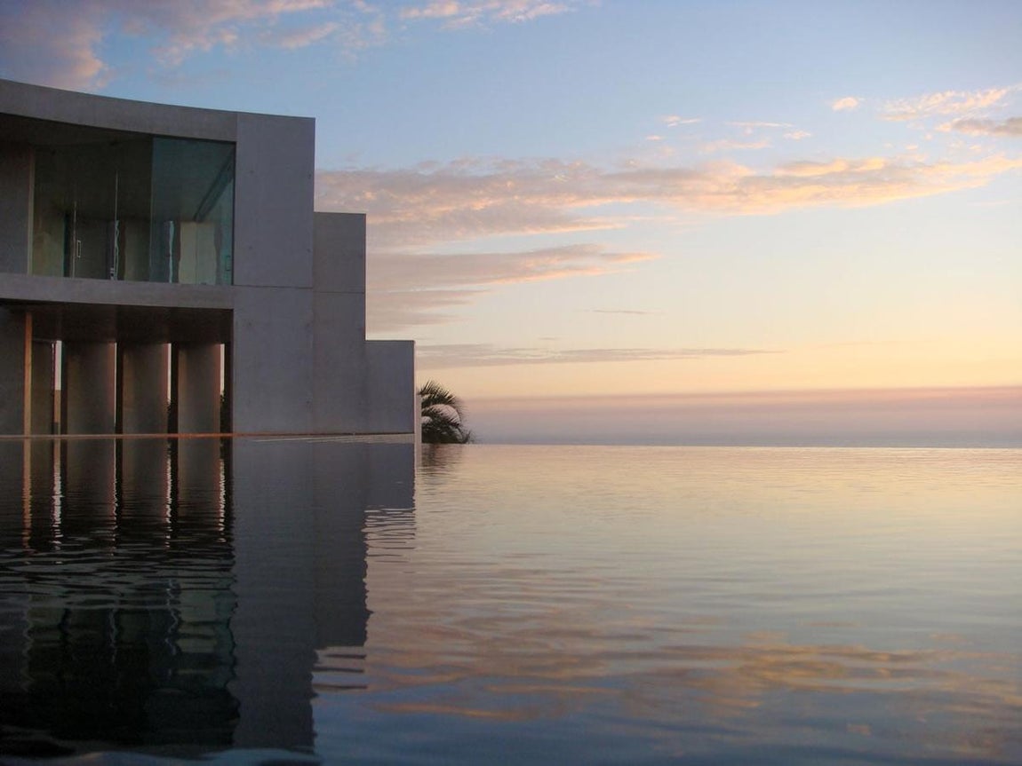 Además de unas impresionantes vistas desde casi todas sus estancias, con panorámicas al Océano Pacífico.