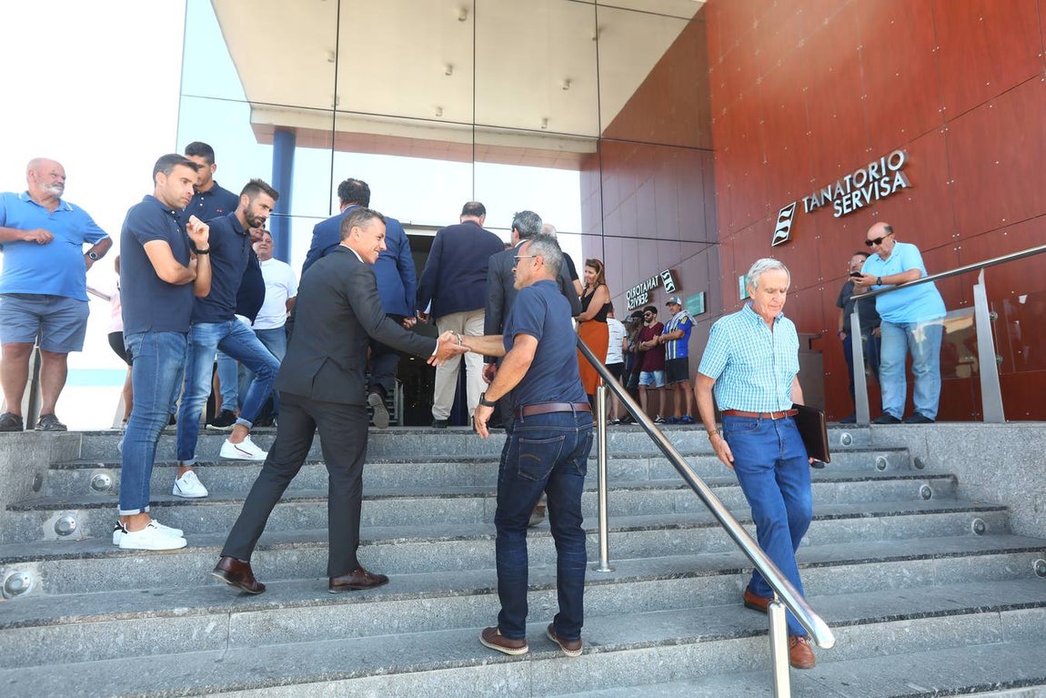 FOTOS: Íntimo y emocionado adiós a Manolo Santander