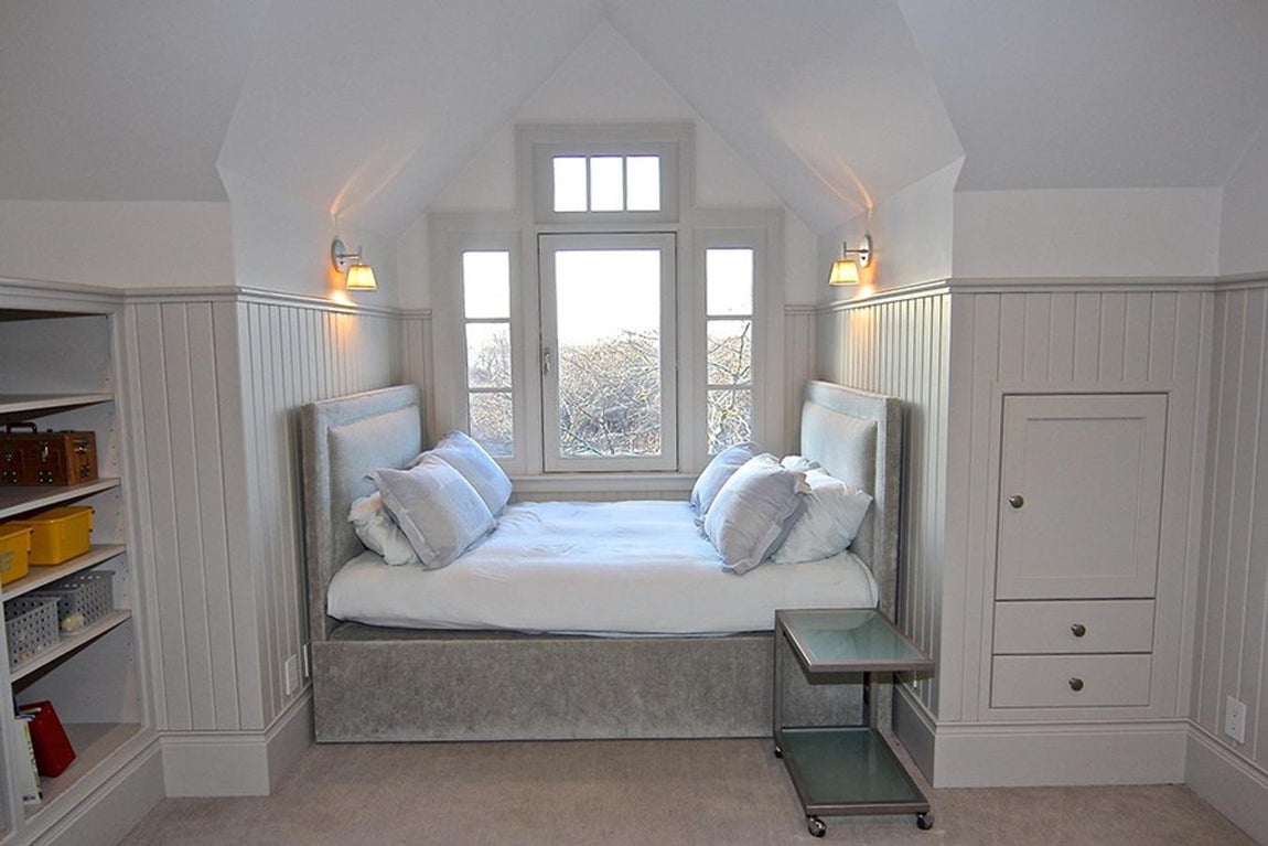 En concreto, este verano la familia habría alquilado la casa en cuestión y se enamoraron de ella.