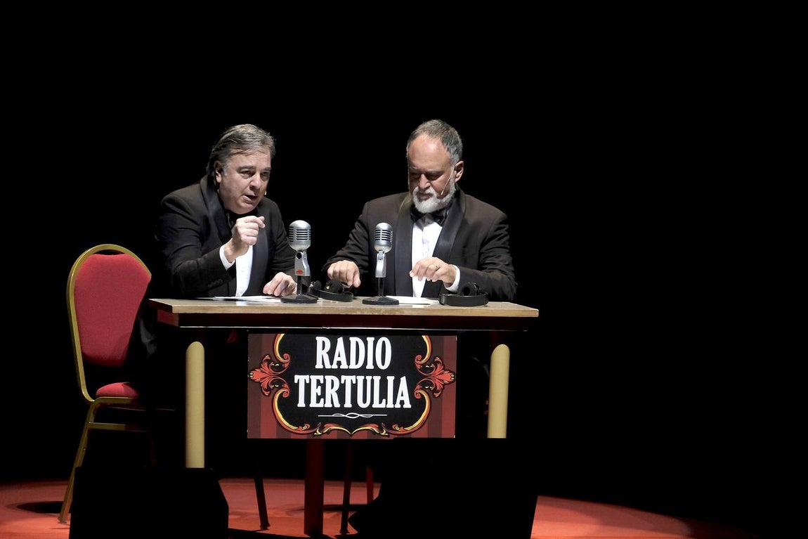 En imágenes, Les Luthiers abre la temporada del Maestranza