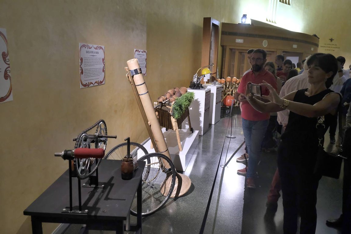 En imágenes, Les Luthiers abre la temporada del Maestranza