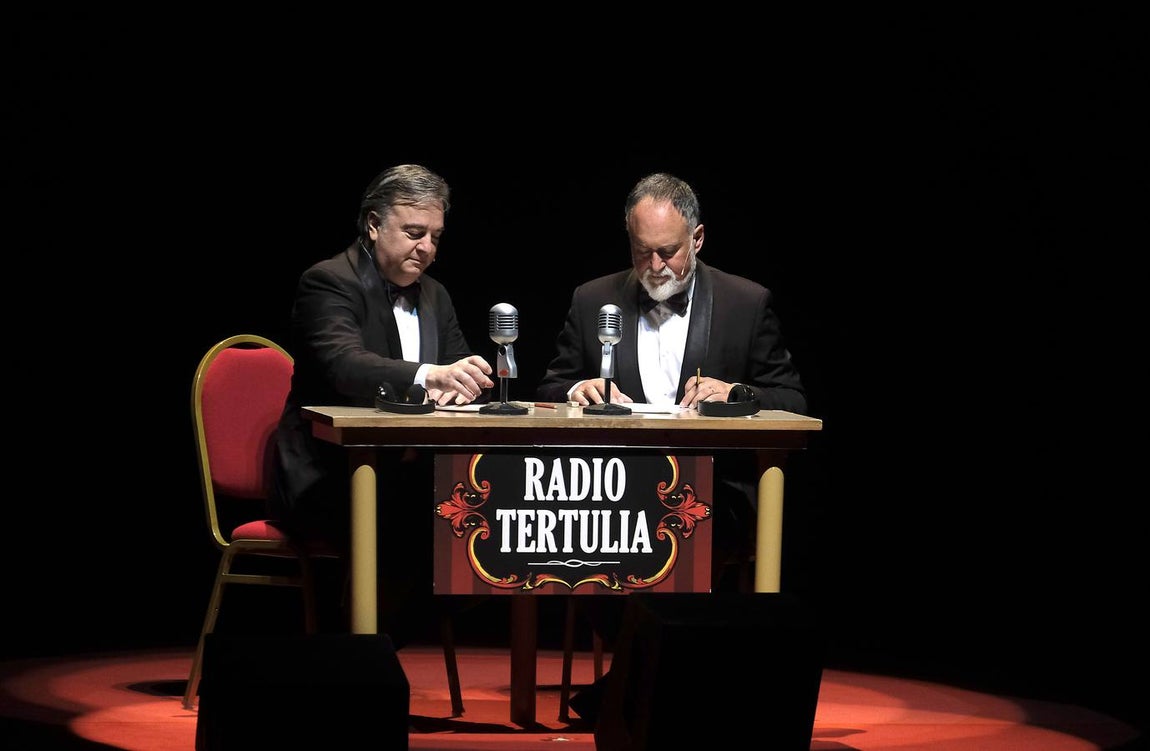 En imágenes, Les Luthiers abre la temporada del Maestranza