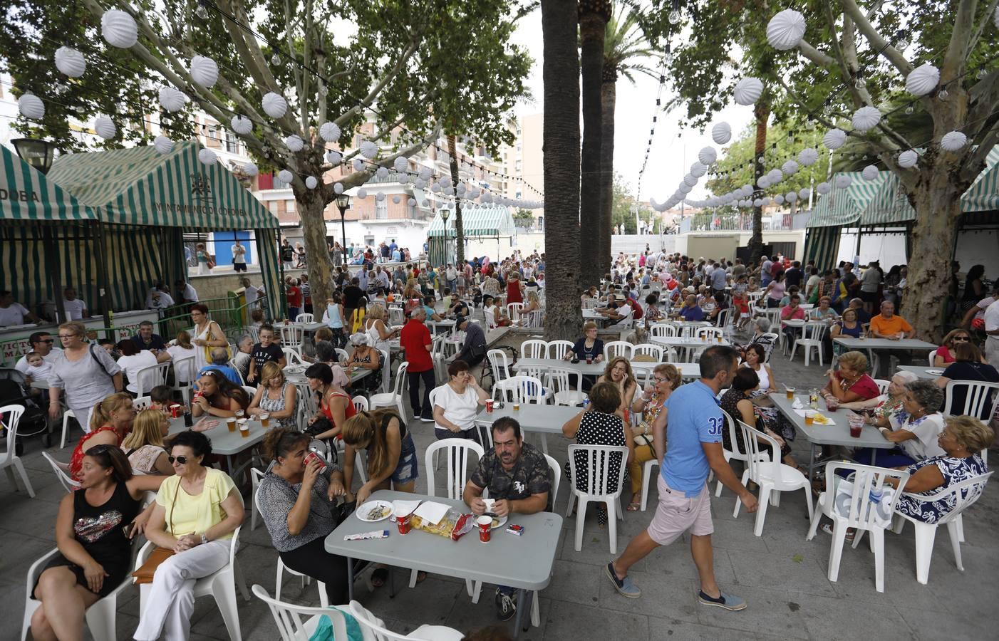 La tradicional «sardiná» de la Velá de la Fuensanta, en imágenes