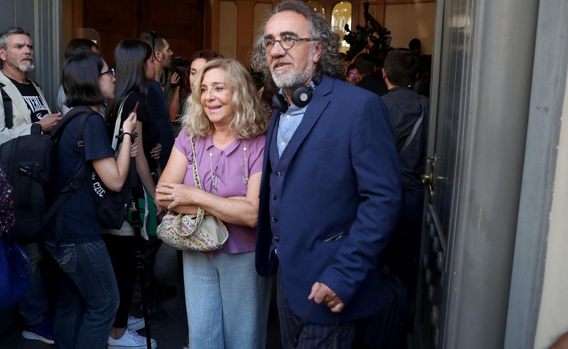 Los componentes del grupo musical Cómplices