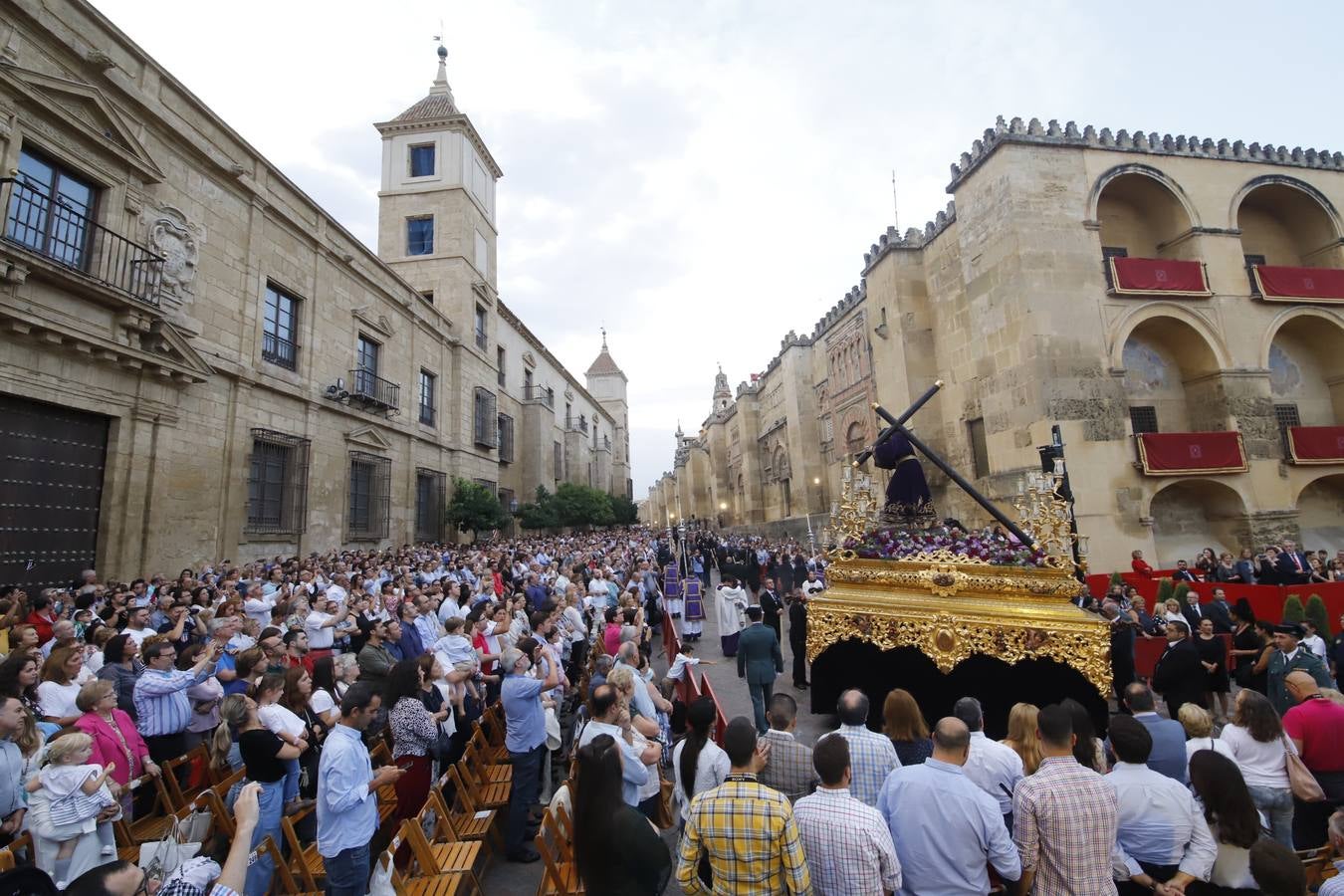 La magna en el itinerario oficial, en imágenes