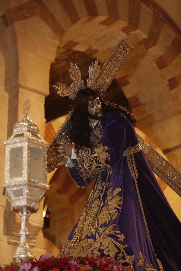 La magna exposición de Córdoba «Por tu Cruz redimiste el mundo», en imágenes