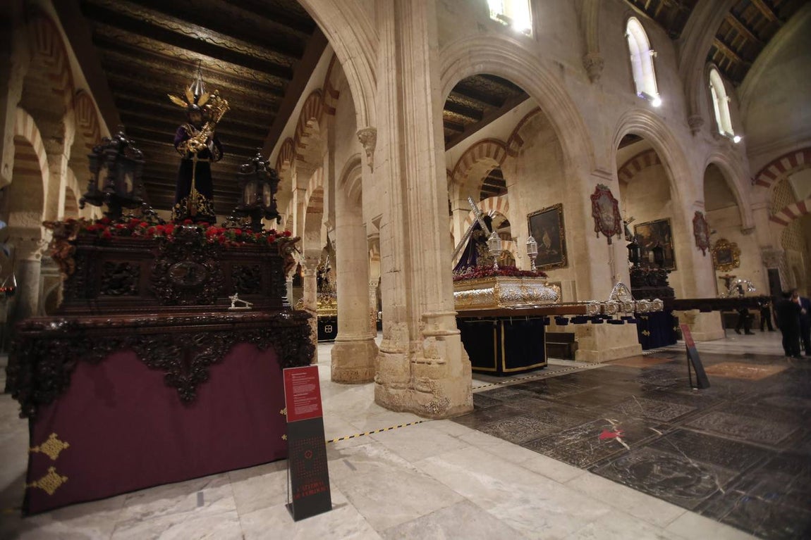 La magna exposición de Córdoba «Por tu Cruz redimiste el mundo», en imágenes