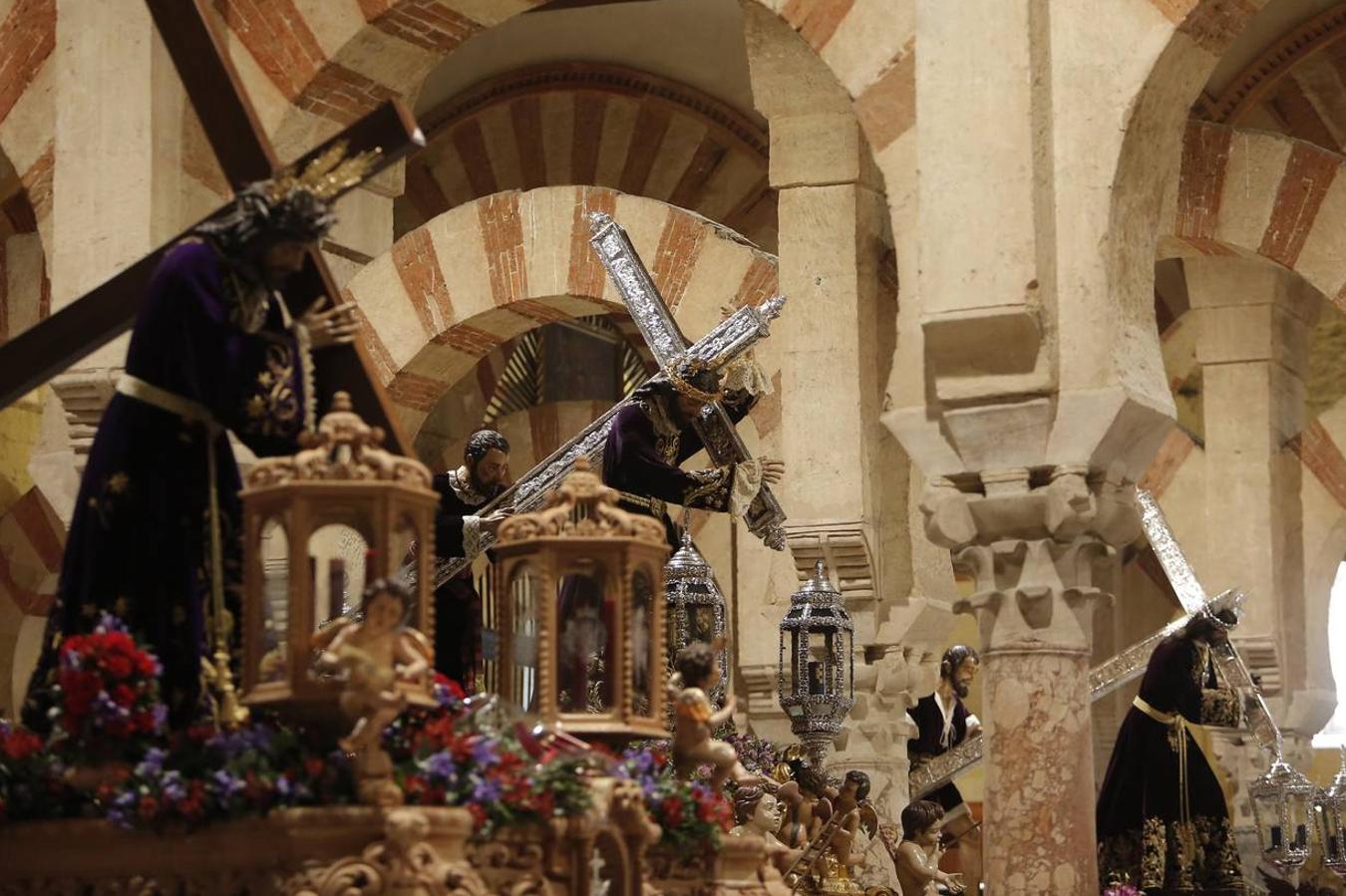 La magna exposición de Córdoba «Por tu Cruz redimiste el mundo», en imágenes