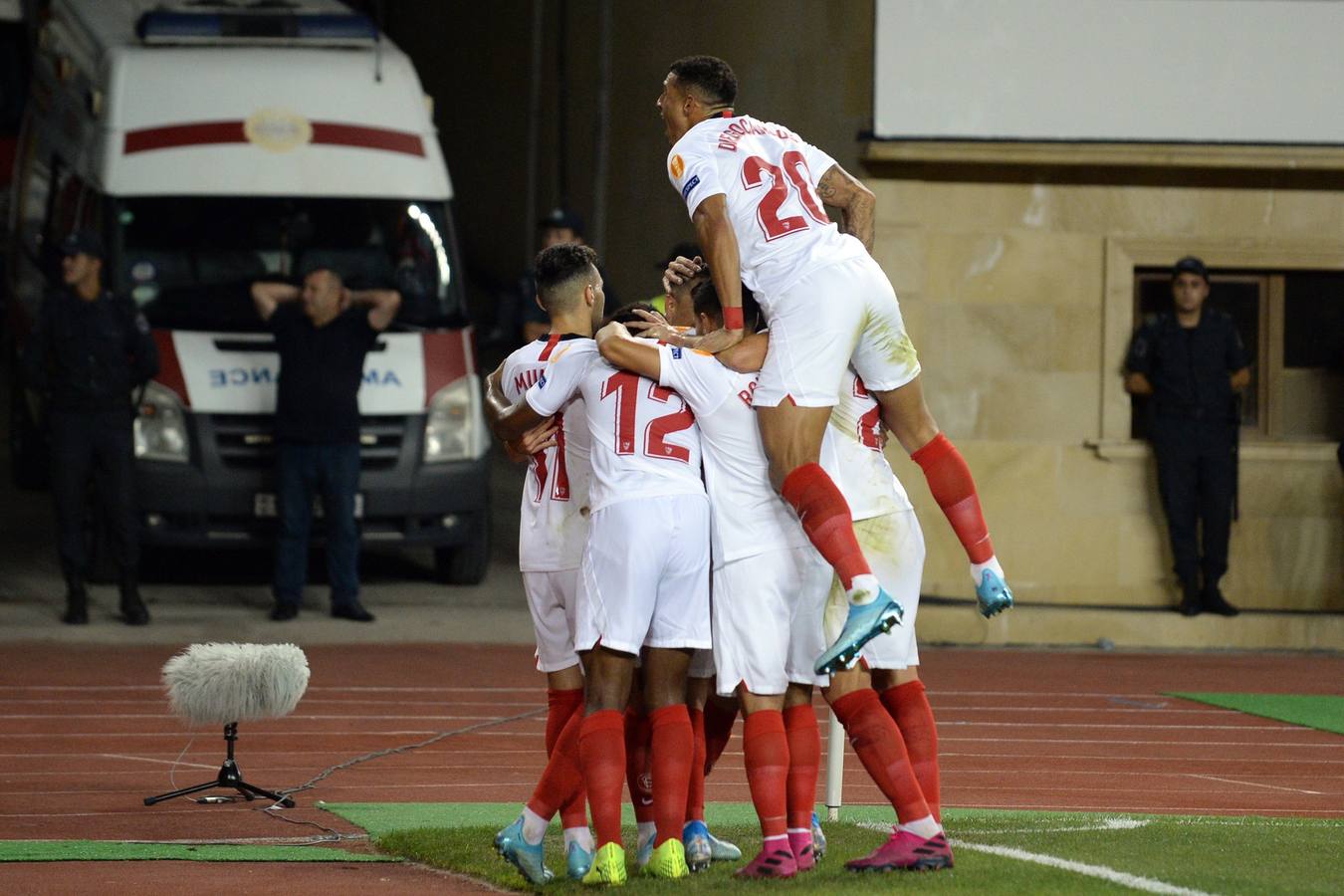 Las mejores imágenes del Qarabag - Sevilla Fútbol Club en Bakú (0-3)