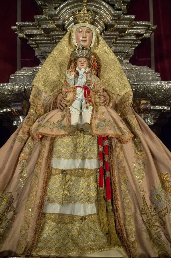La Virgen de los Reyes, en el altar del Jubileo
