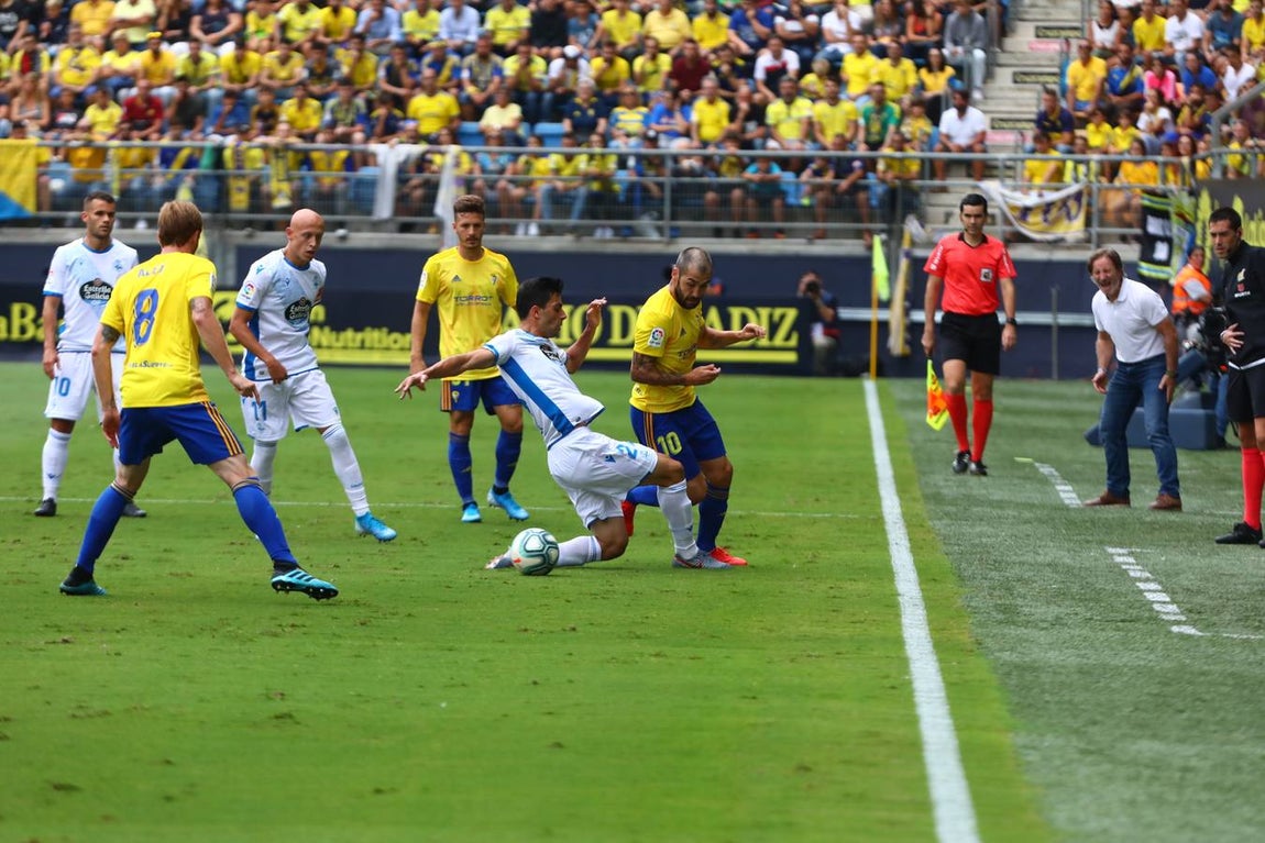 Las imágenes del Cádiz C.F. vs Deportivo (0-0)