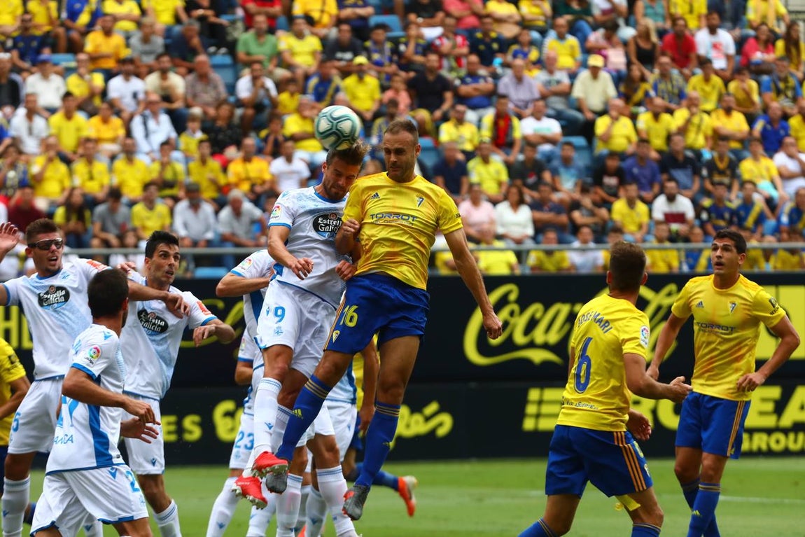 Las imágenes del Cádiz C.F. vs Deportivo (0-0)