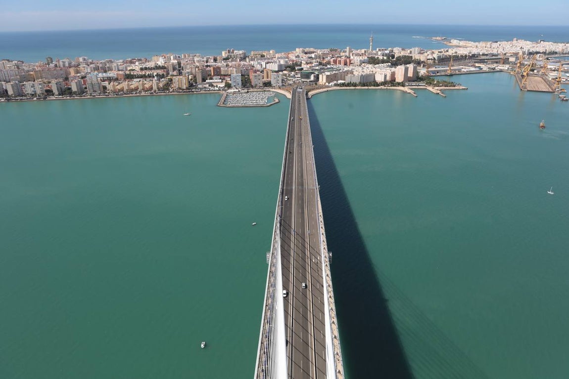 El segundo puente de Cádiz cumple este martes cuatro años de su inauguración