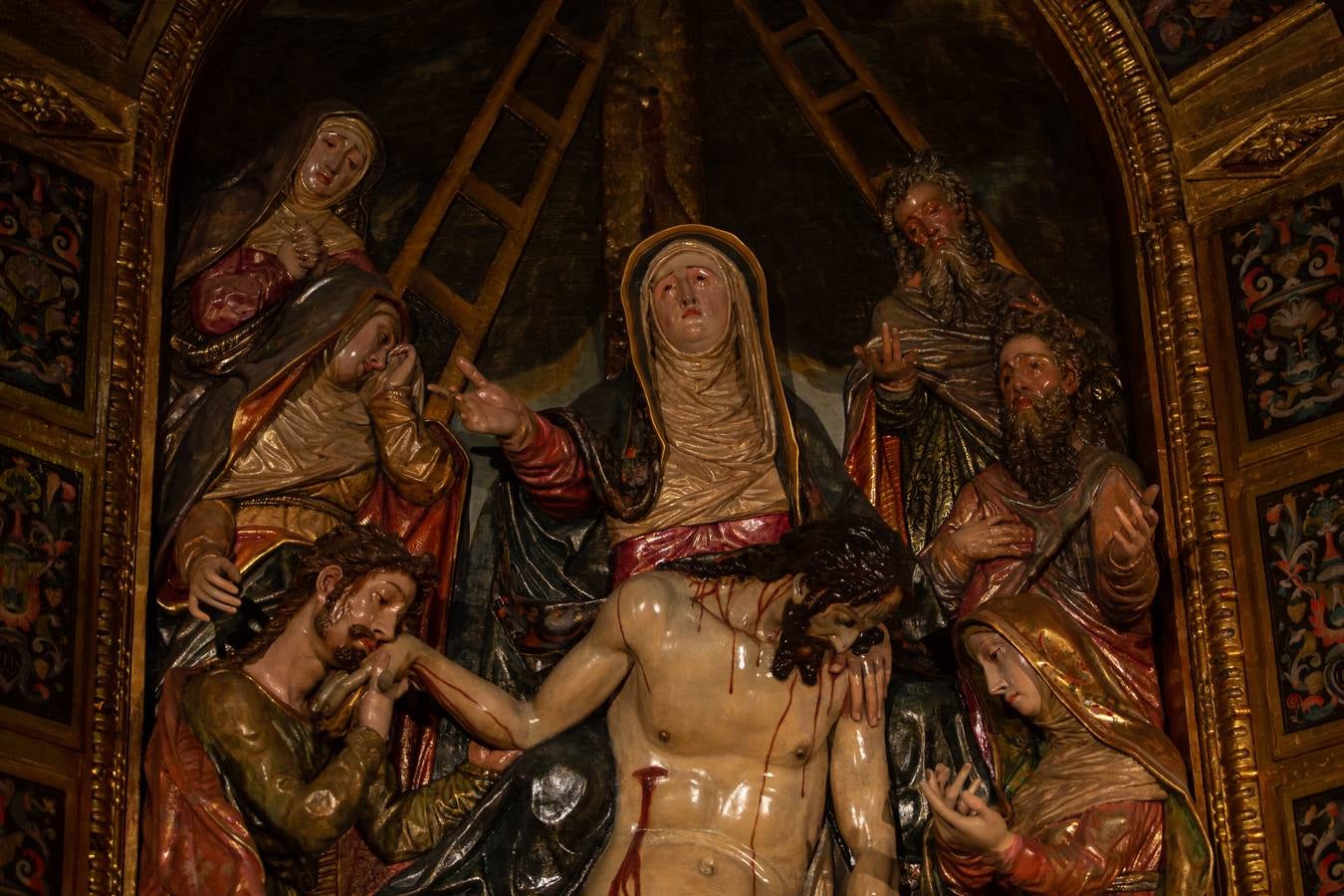 El retablo de Ocampo de San Vicente luce tras la restauración