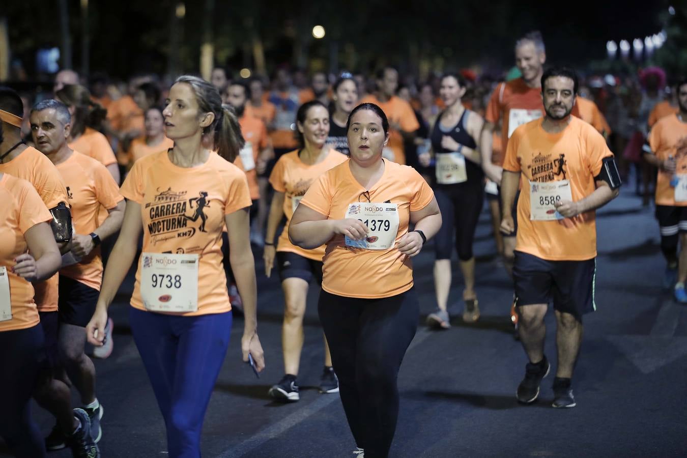 ¿Has corrido la Carrera Nocturna de Sevilla? Búscate en las fotos (II)