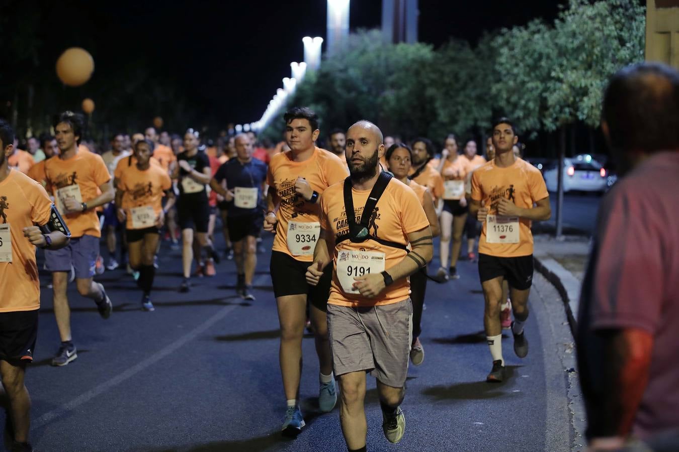 ¿Has corrido la Carrera Nocturna de Sevilla? Búscate en las fotos (V)