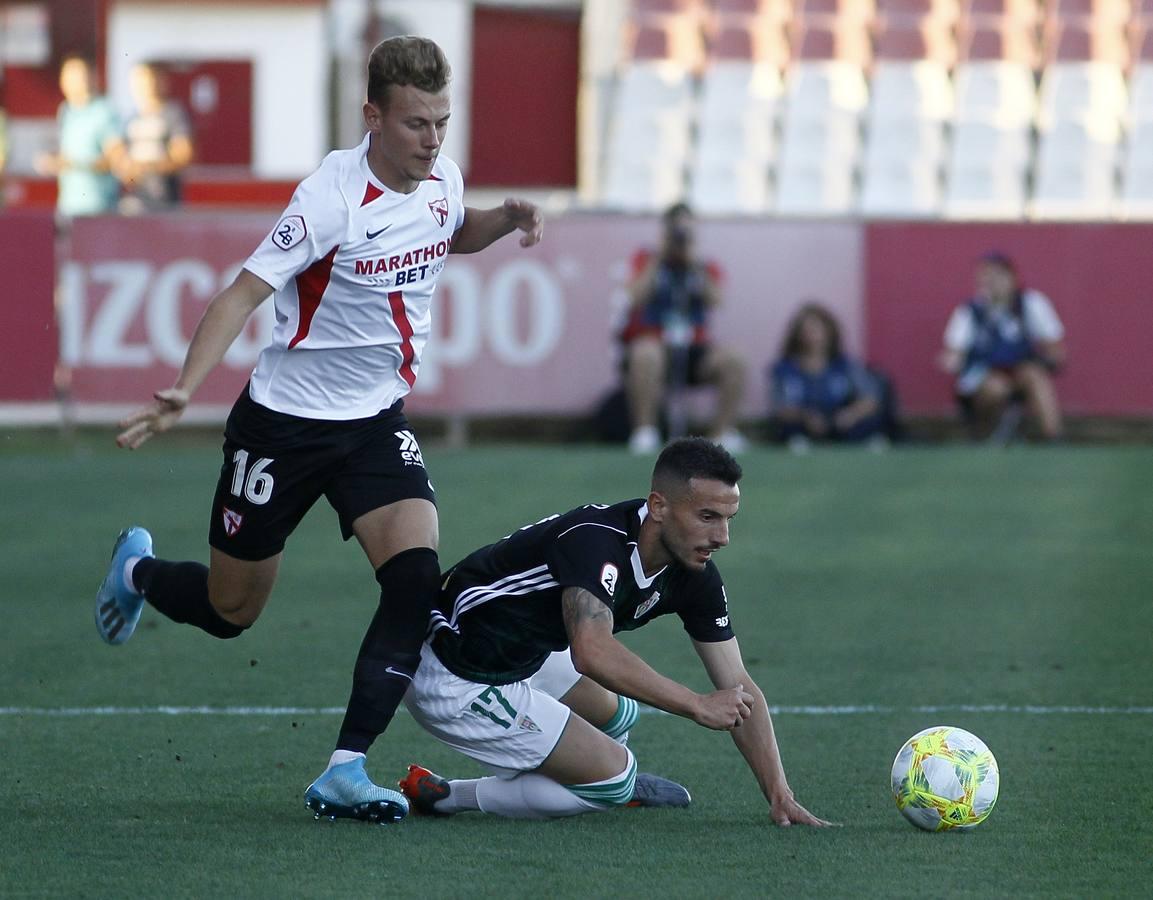 La afición blanquiverde y lo más destacado del Sevilla Atlético-Córdoba CF, en imágenes