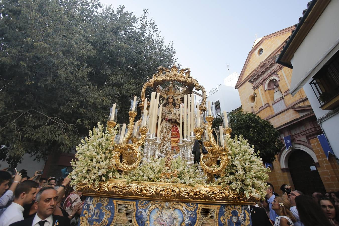 La procesión de la Virgen del Socorro de Córdoba, en imágenes