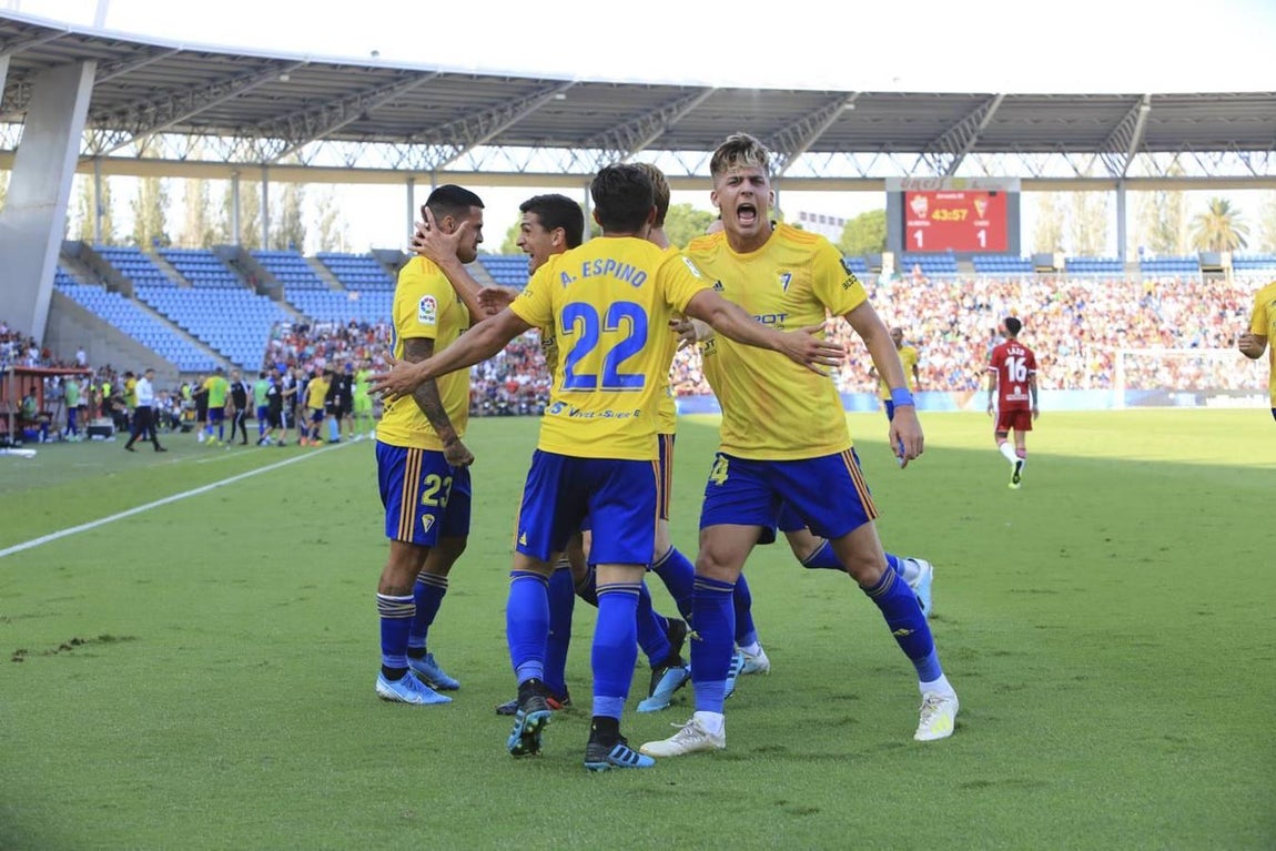 Las mejores imágenes del partido Almería-Cádiz (1-2)