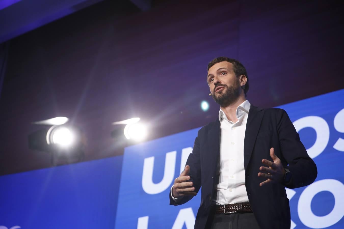 El paso de Pablo Casado por la Convención Económica del PP en Córdoba, en imágenes