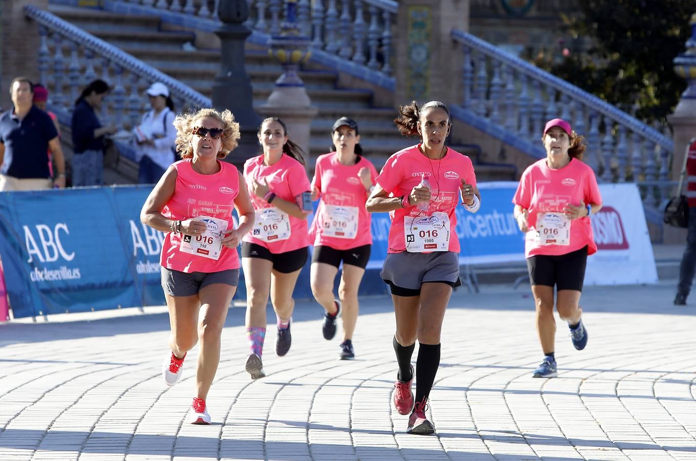 Si has participado en la Carrera de la Mujer, búscate (IV)