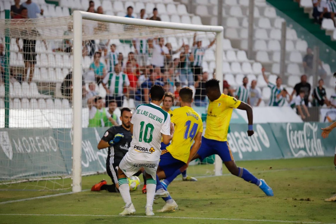 El Córdoba CF-Cádiz CF, en imágenes