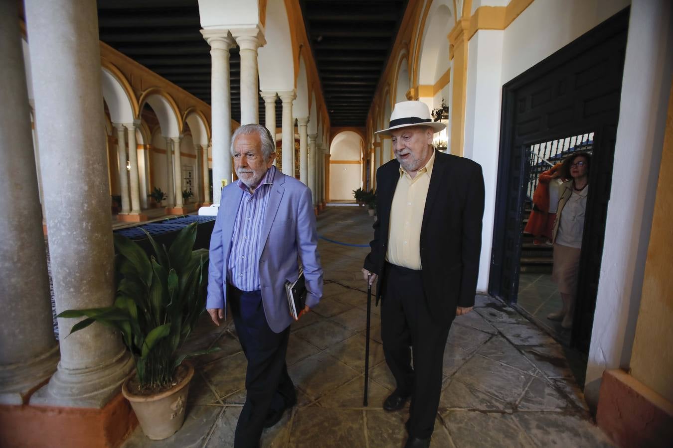 Retratos de grandes escritores en el Alcázar