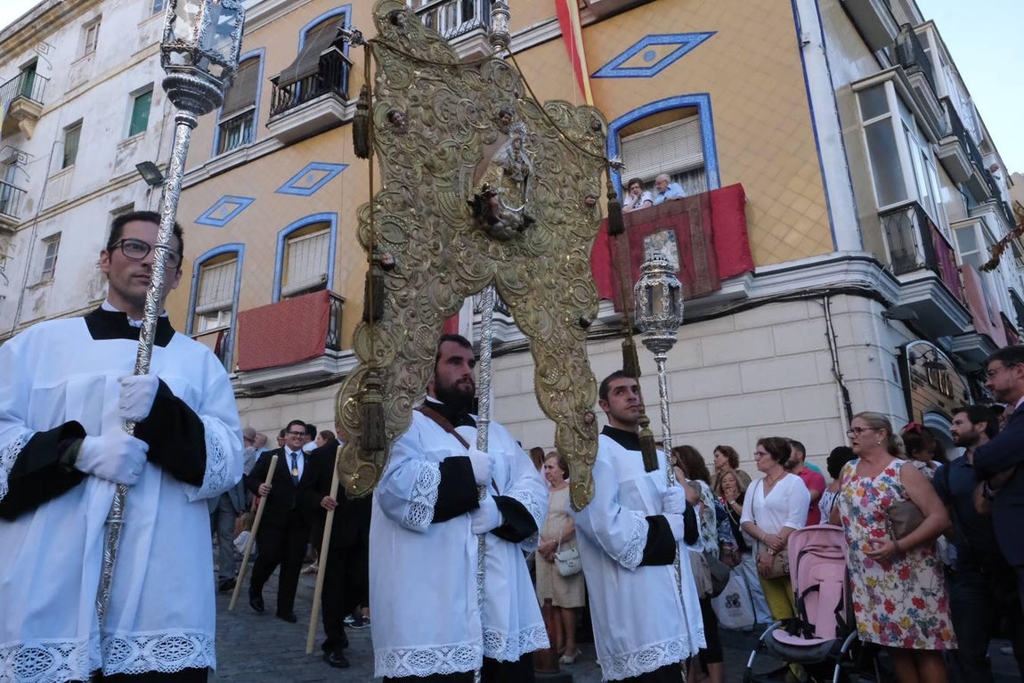 FOTOS: Cádiz celebra la festividad de la Patrona